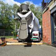 Prix terrasse en béton désactivé