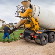 Quel budget pour un camion-toupie béton ?