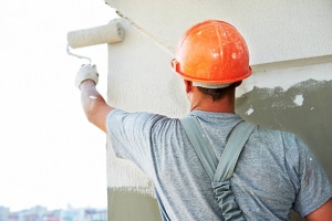 peinture d’un mur extérieur d’une maison