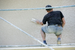 Refaire le crépi d'une maison