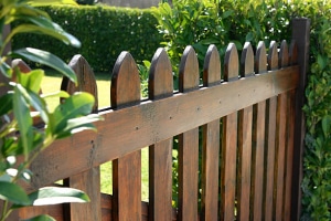 Clôture en bois pour jardin