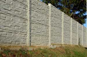 Clôture de soubassement en béton