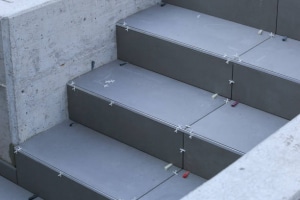 Pose carrelage escalier extérieur