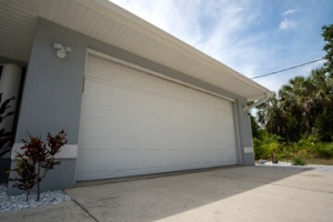Extension de garage accolée à la maison