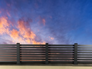 palissade en aluminium effet bois